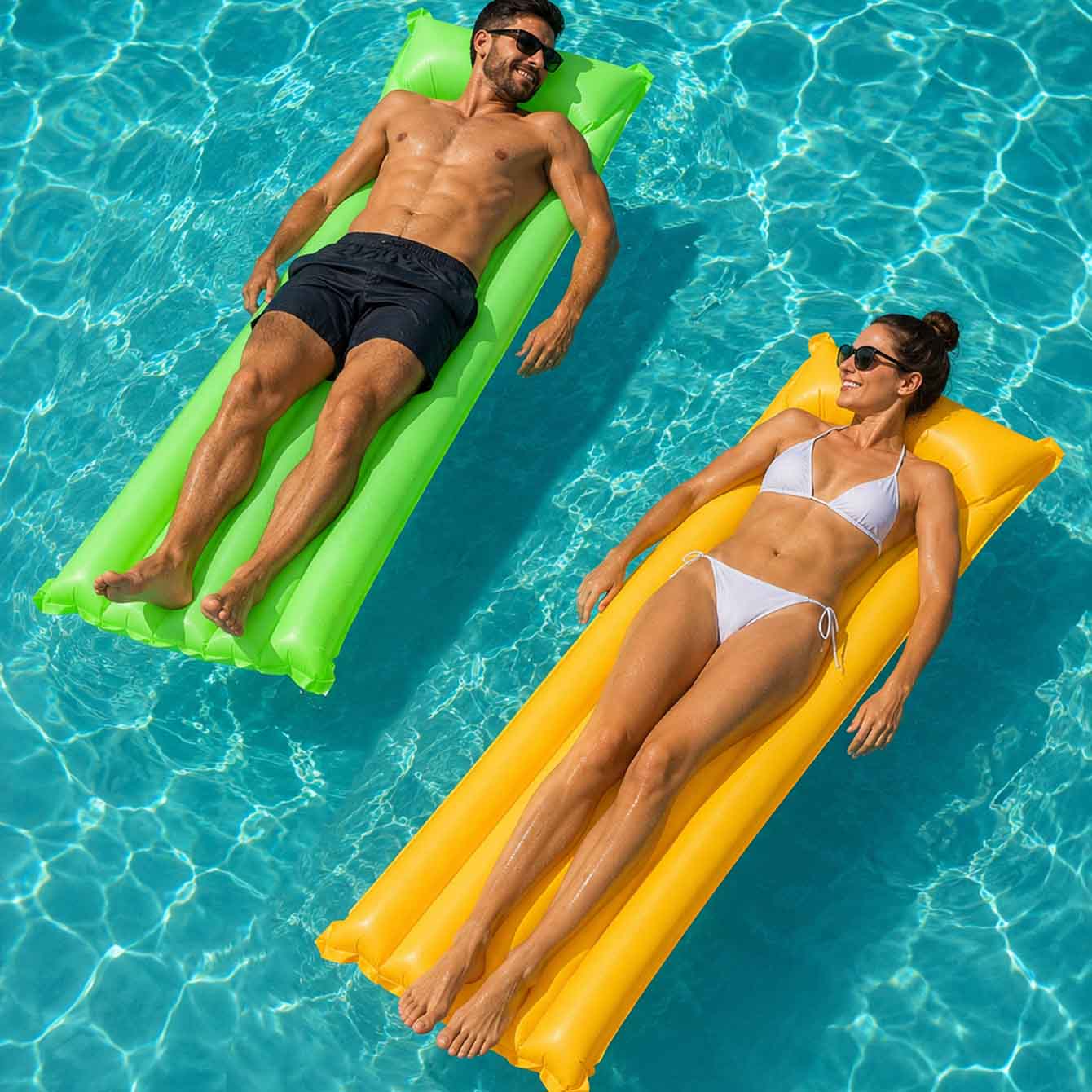 Pool Float Ring Inflatable - 1 szt. Materac dmuchany do pływania,